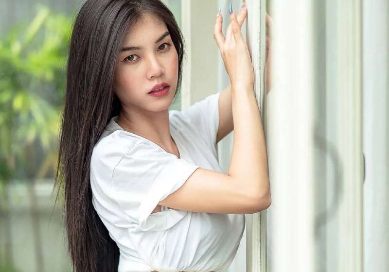 attarctive thailand woman